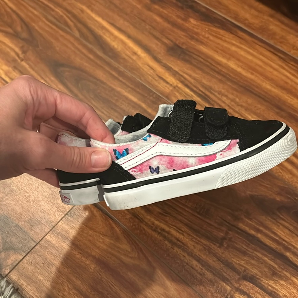 Butterfly toddler vans